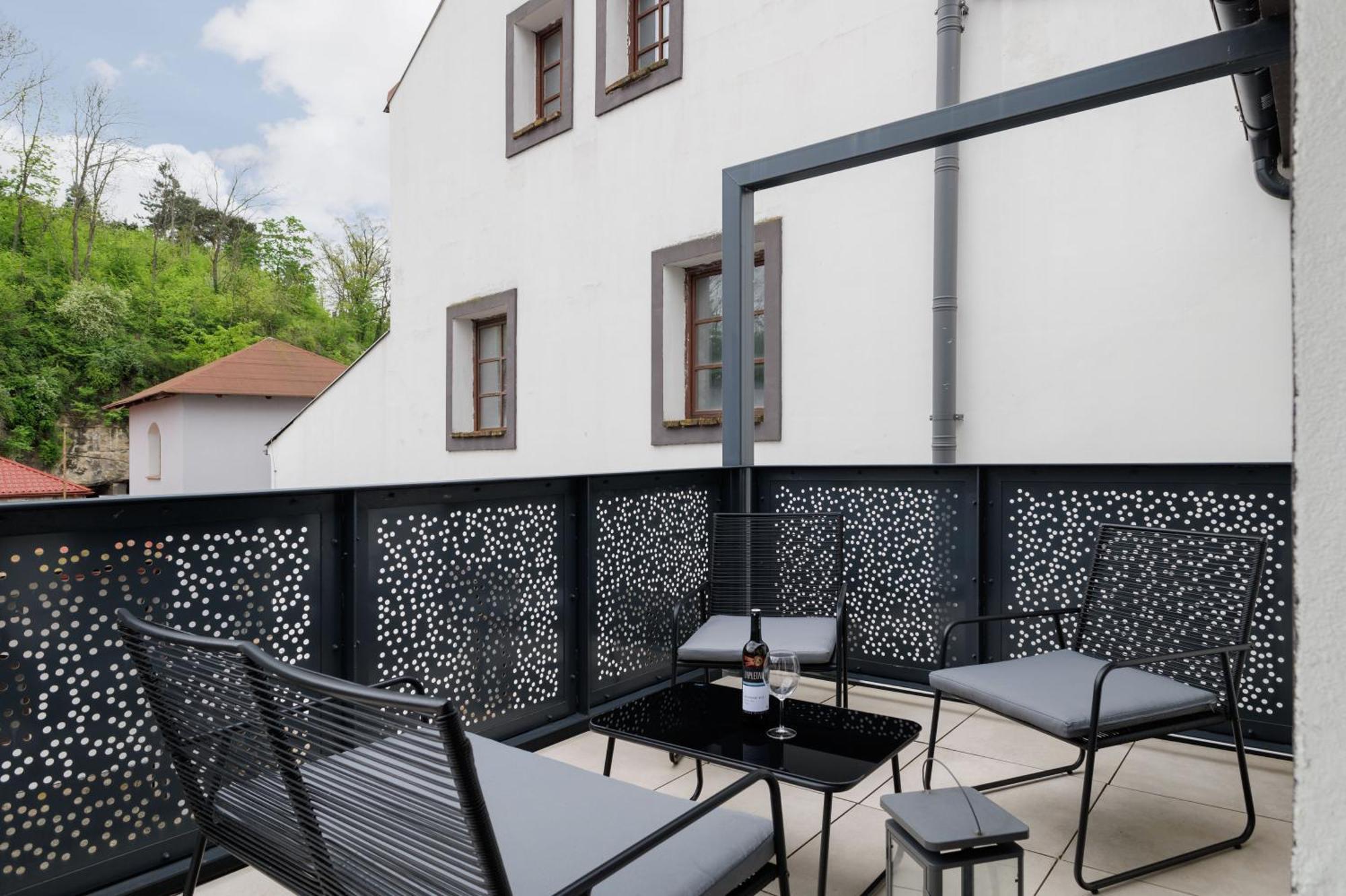 River Apartments Mlada Boleslav Bagian luar foto